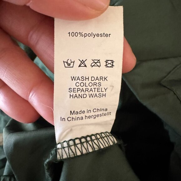 Women's Green Packable Full-Zip Raincoat, Lightweight, Hooded, Size Large - Picture 5 of 7